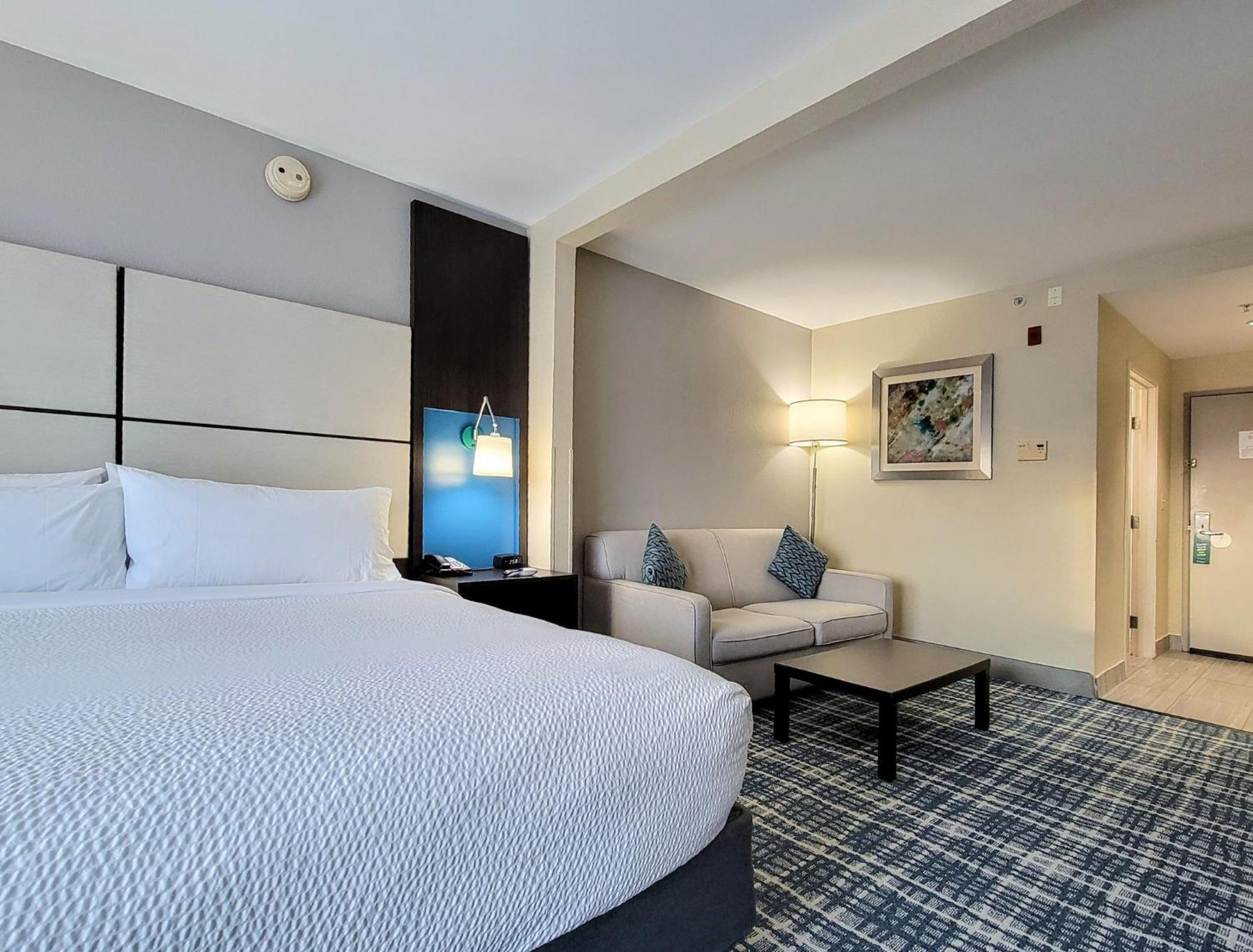Holiday Inn - Belcamp - Aberdeen Area By Ihg Екстериор снимка