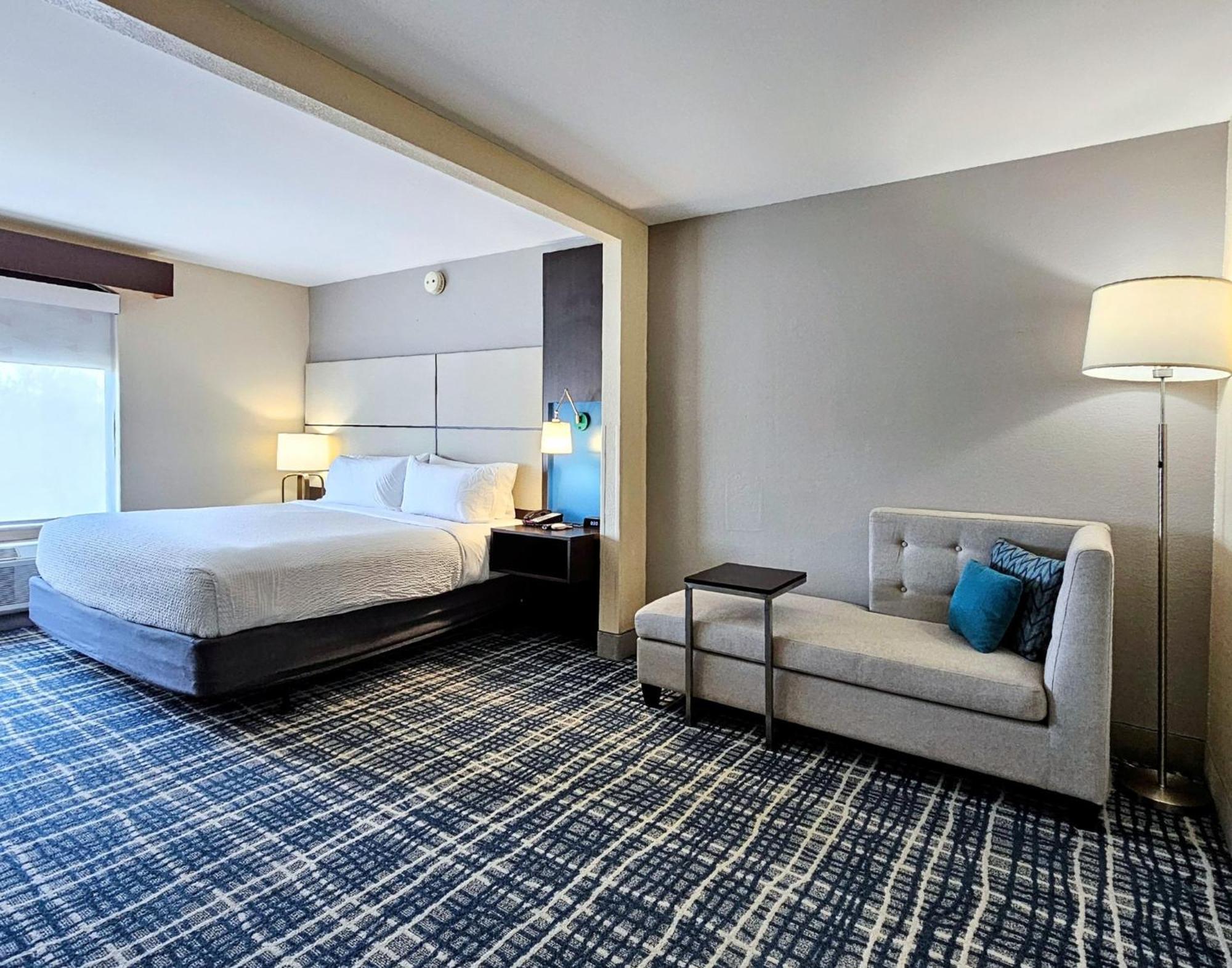 Holiday Inn - Belcamp - Aberdeen Area By Ihg Екстериор снимка